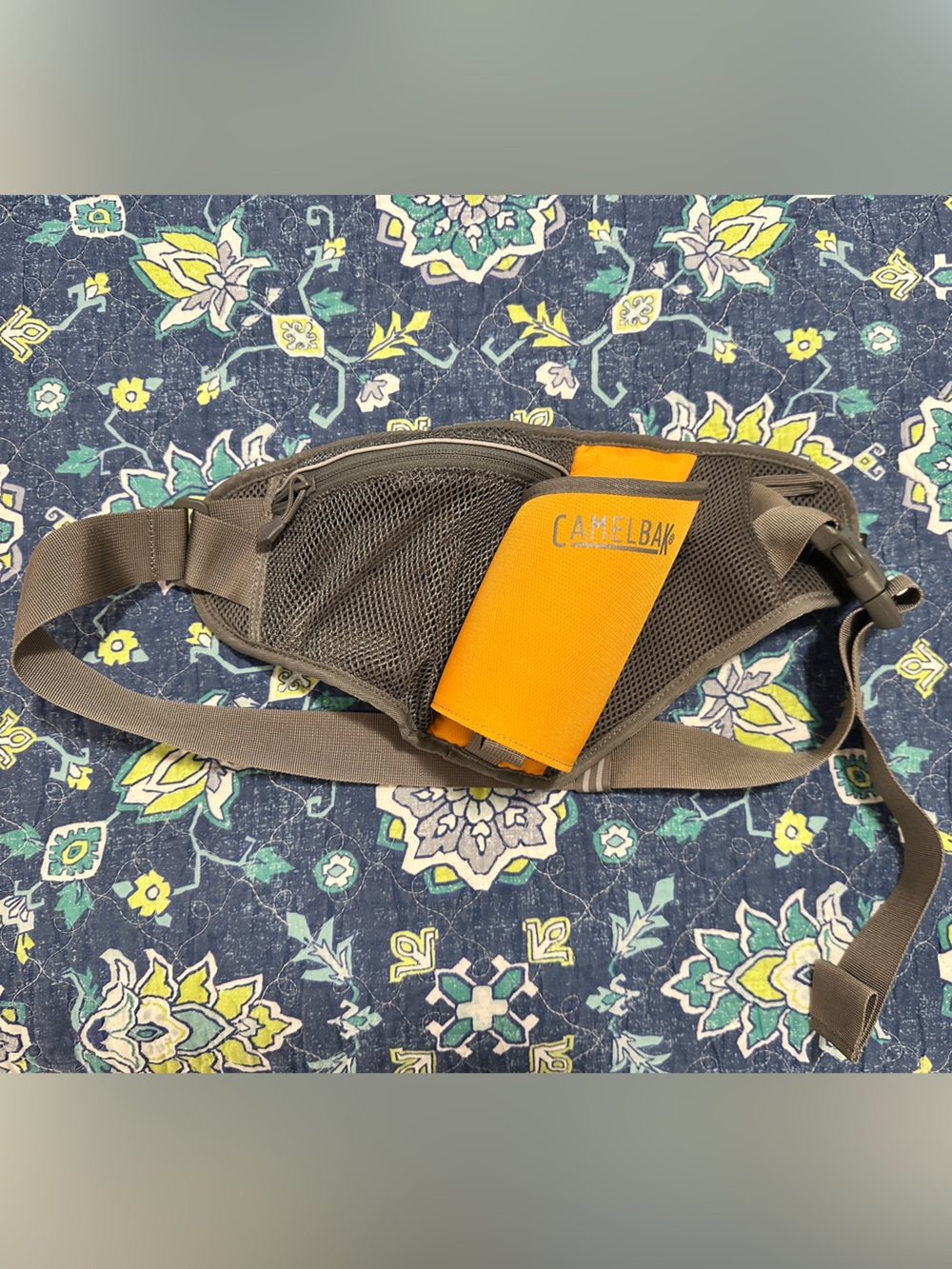 CamelBak Delaney Fit Hydration Belt in Orange